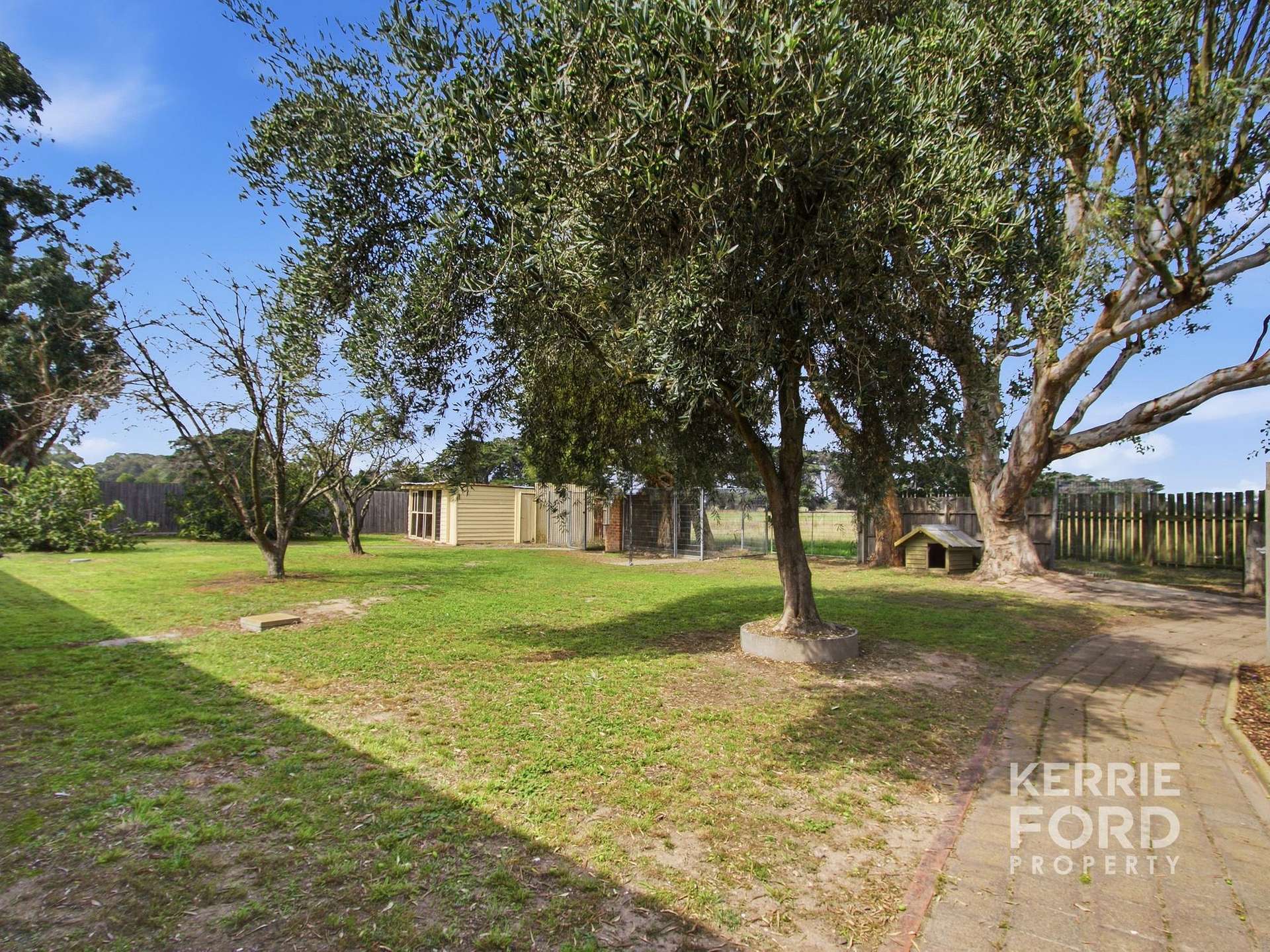 201 Guyatts Road, Toongabbie For Sale by Farmbuy.com - image 21