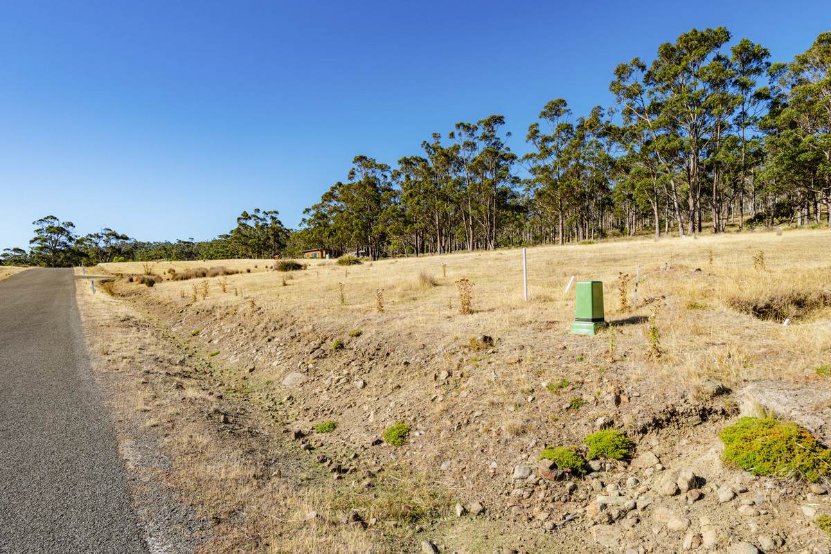 4 D'Entrecasteaux Drive, North Bruny For Sale by Farmbuy.com - image 21