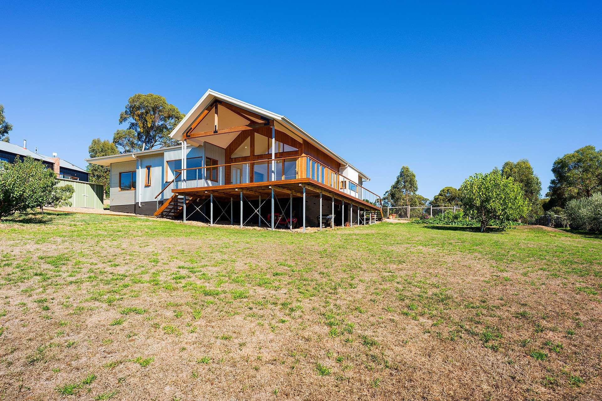 37 Neates Road, Campbells Creek For Sale by Farmbuy.com - image 14