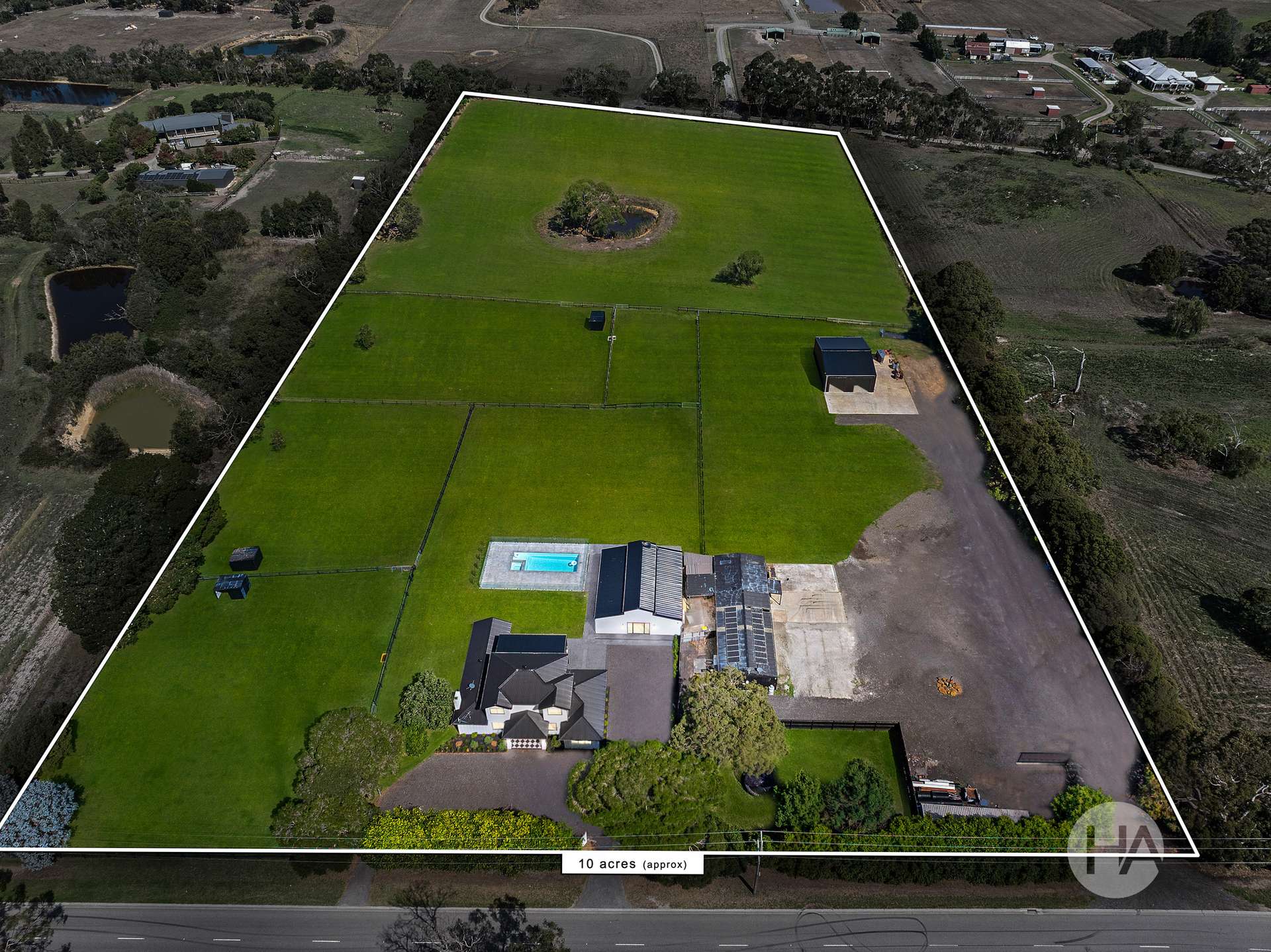800 Robinsons Road, Pearcedale For Sale by Farmbuy.com - image 1