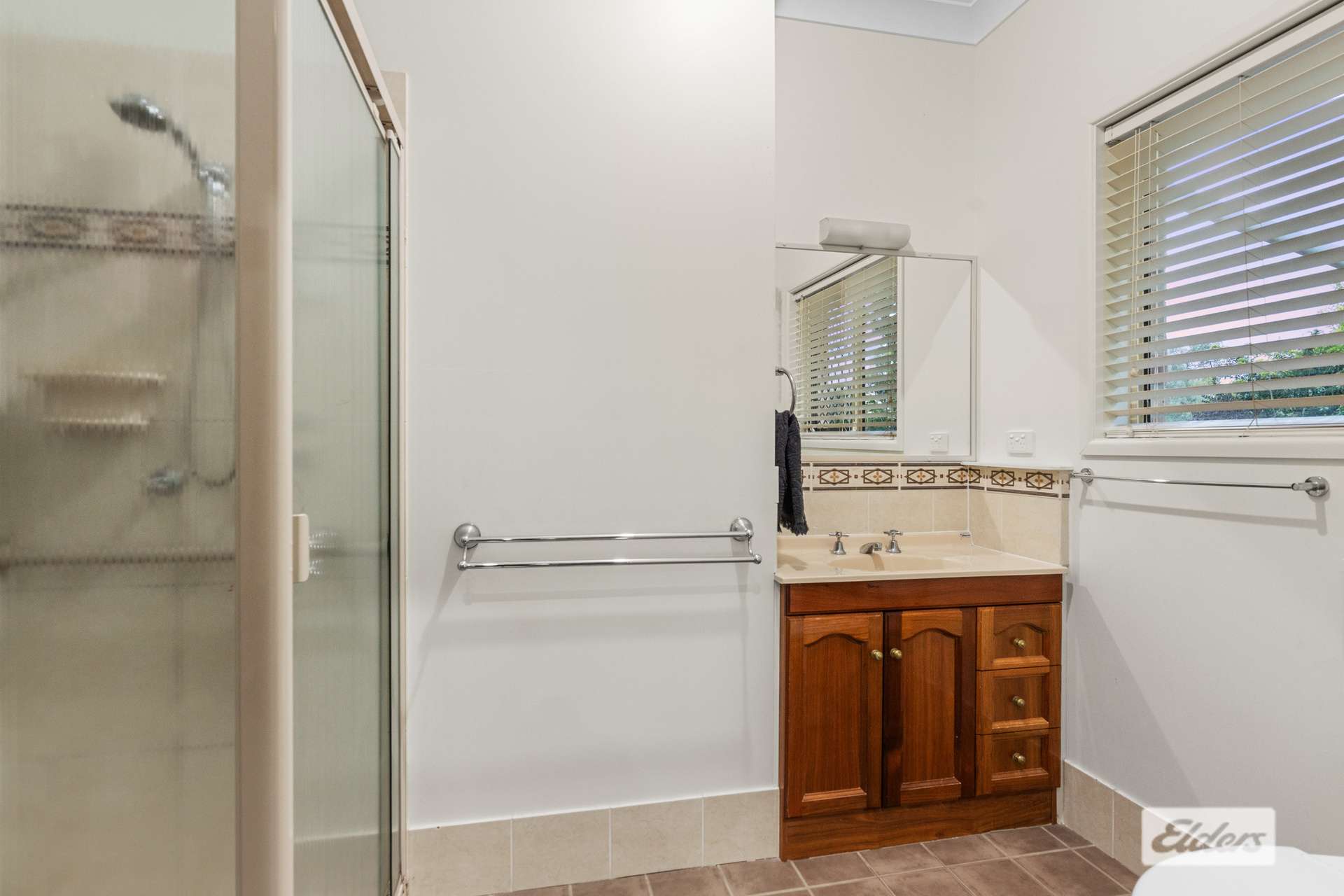 9 Curlew Place, Laidley Heights For Sale by Farmbuy.com - image 13