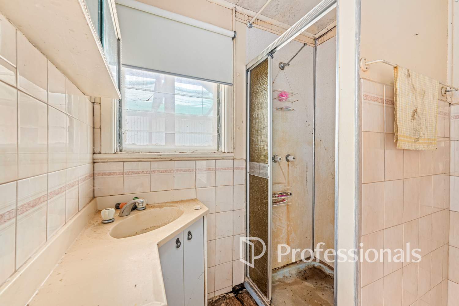 11 Laurel Avenue, Nichols Point For Sale by Farmbuy.com - image 6