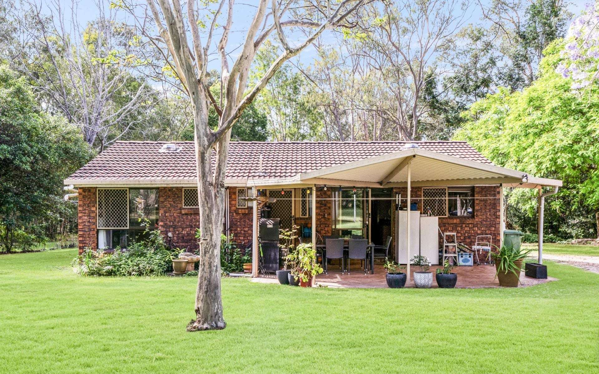 53 Country Court, Park Ridge For Sale by Farmbuy.com - image 1