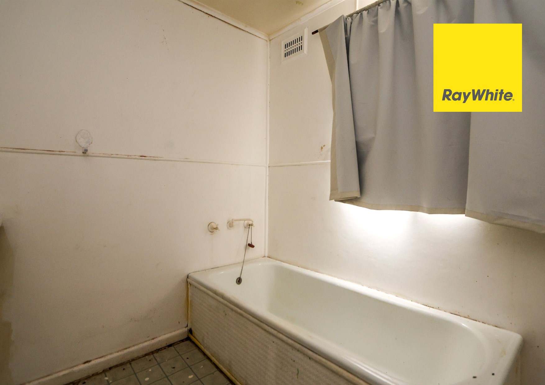 6 Tingha Street, Stannifer For Sale by Farmbuy.com - image 8