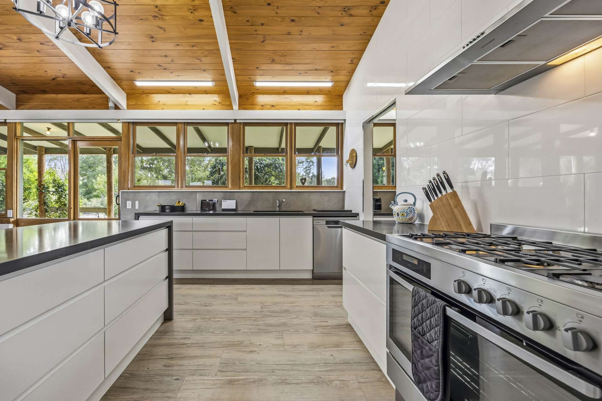 2897 Ararat-Halls Gap Road, Pomonal For Sale by Farmbuy.com - image 4