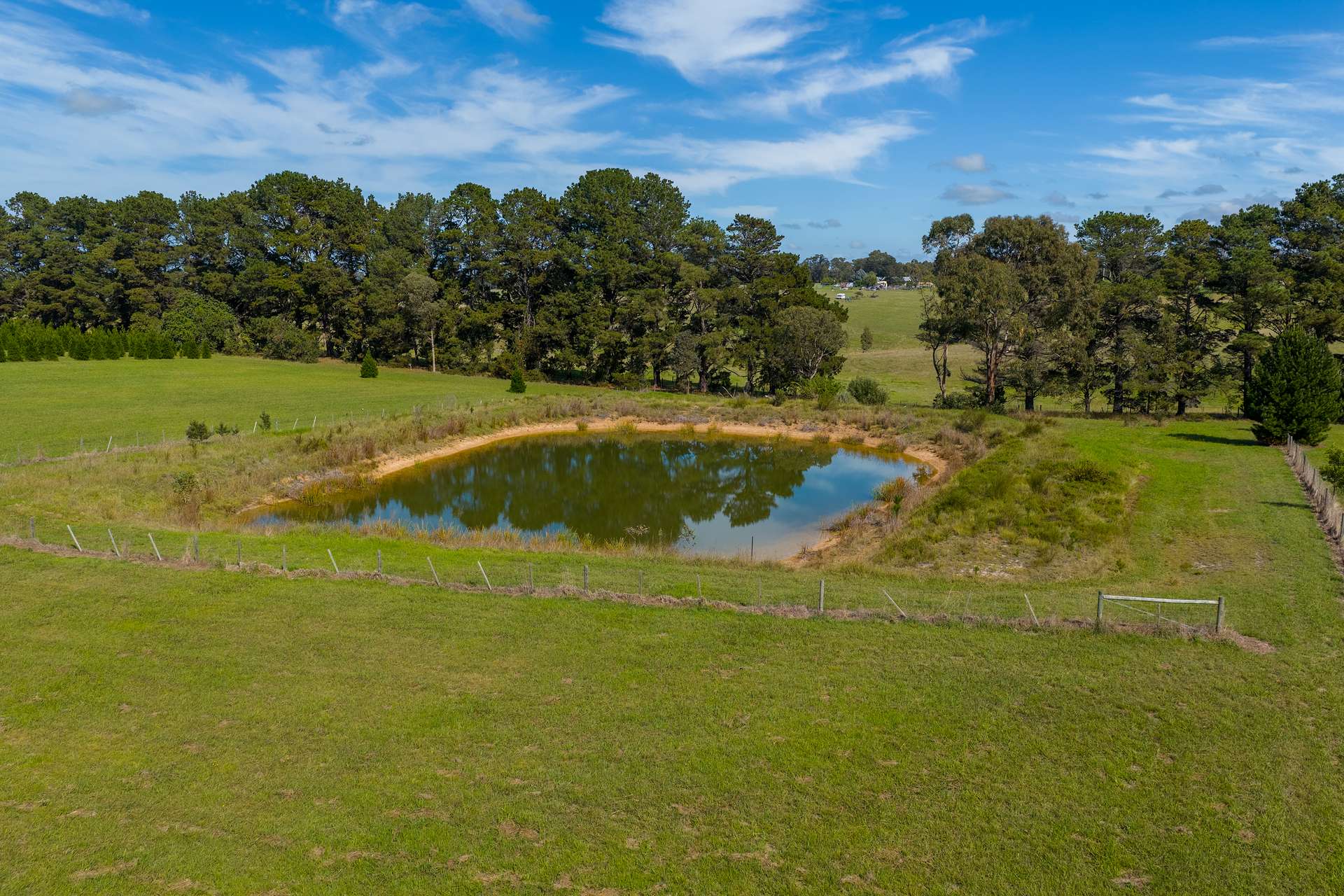 185 McNamaras Road, Sarsfield For Sale by Farmbuy.com - image 12