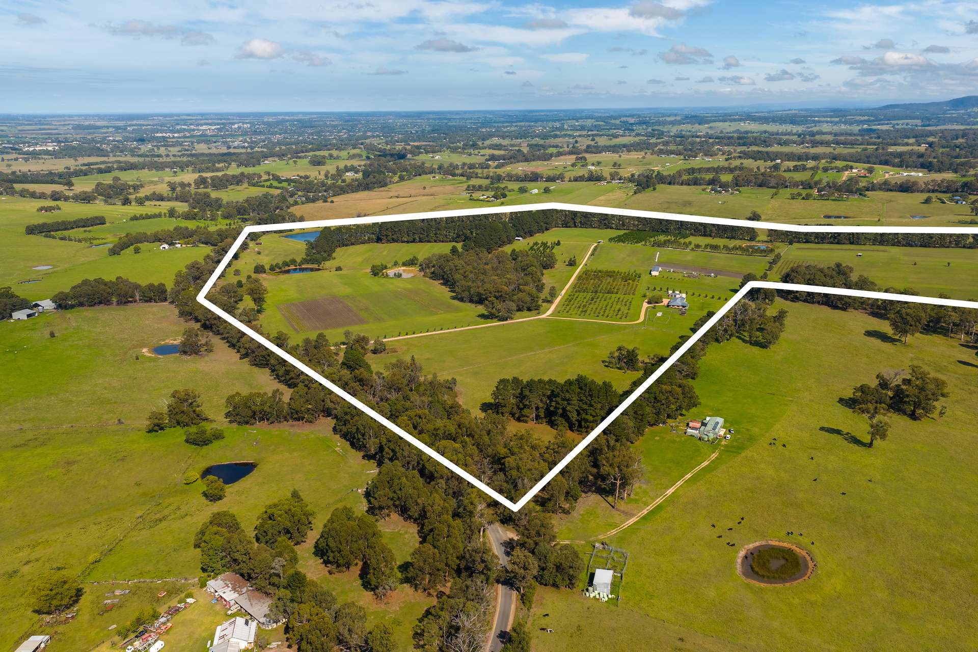 185 McNamaras Road, Sarsfield For Sale by Farmbuy.com - image 20
