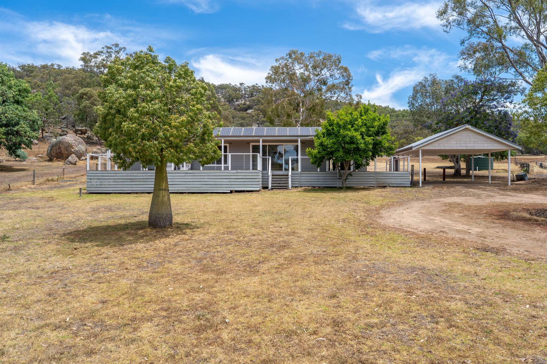 231 Wilkinsons Lane, Euroa For Sale by Farmbuy.com - image 3