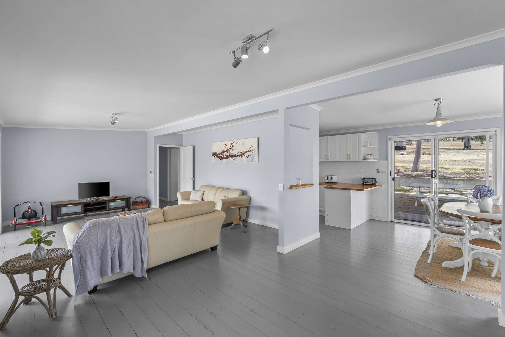 231 Wilkinsons Lane, Euroa For Sale by Farmbuy.com - image 9