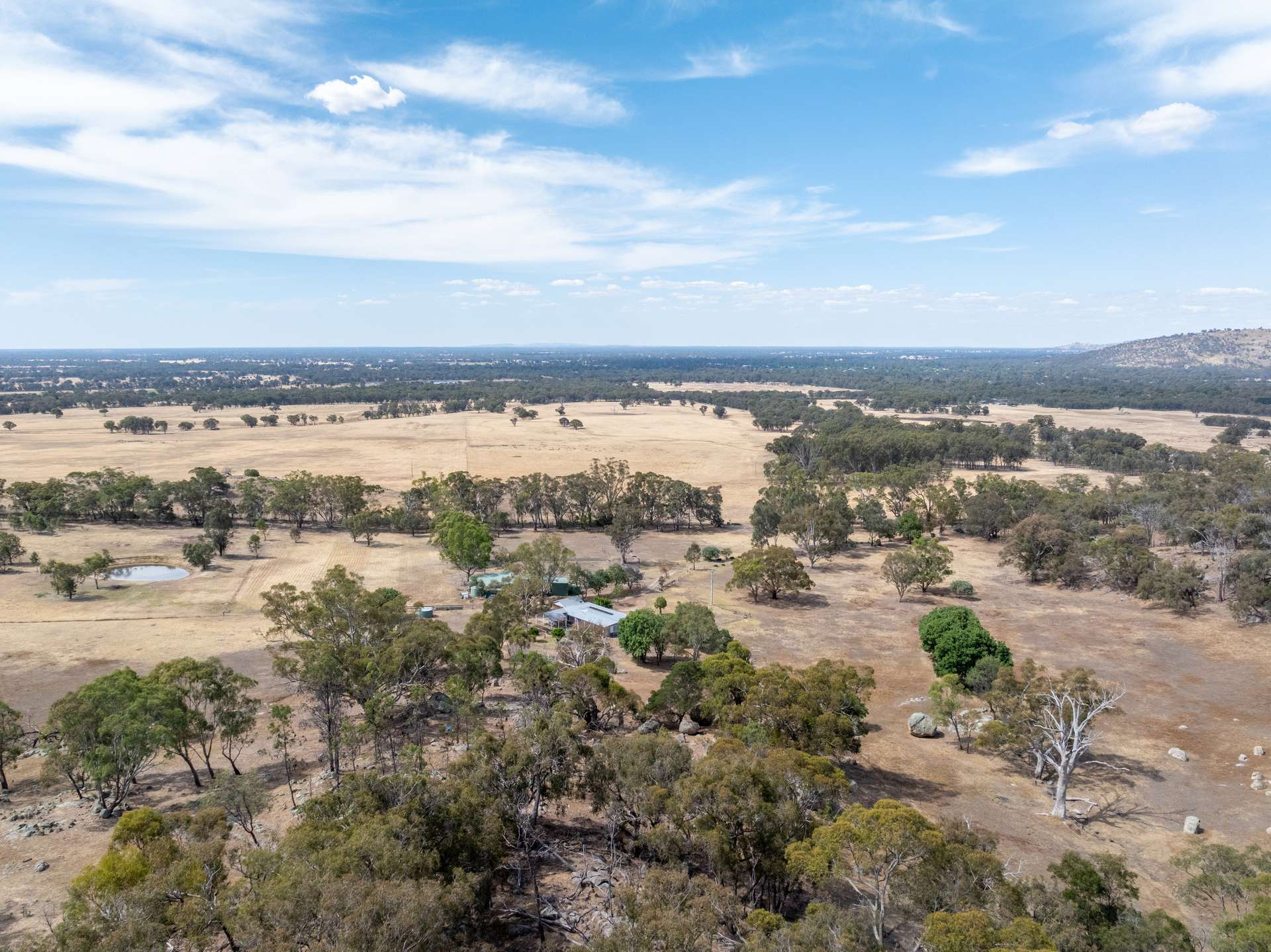 231 Wilkinsons Lane, Euroa For Sale by Farmbuy.com - image 32