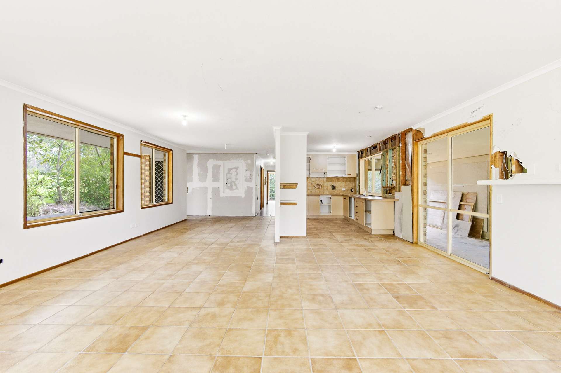 92 Tanderra Drive, South Kolan For Sale by Farmbuy.com - image 13