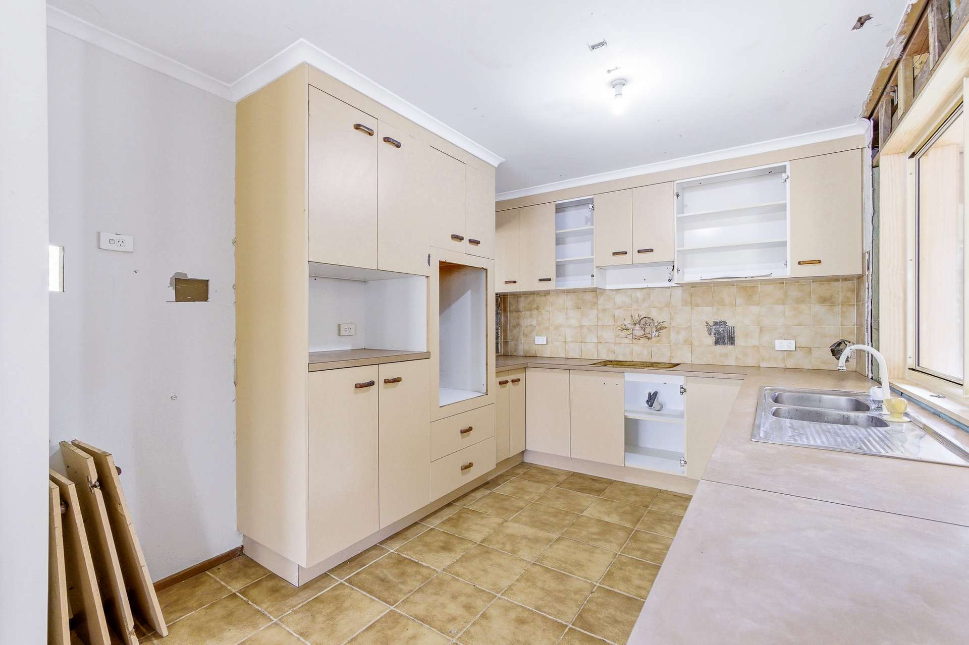 92 Tanderra Drive, South Kolan For Sale by Farmbuy.com - image 11