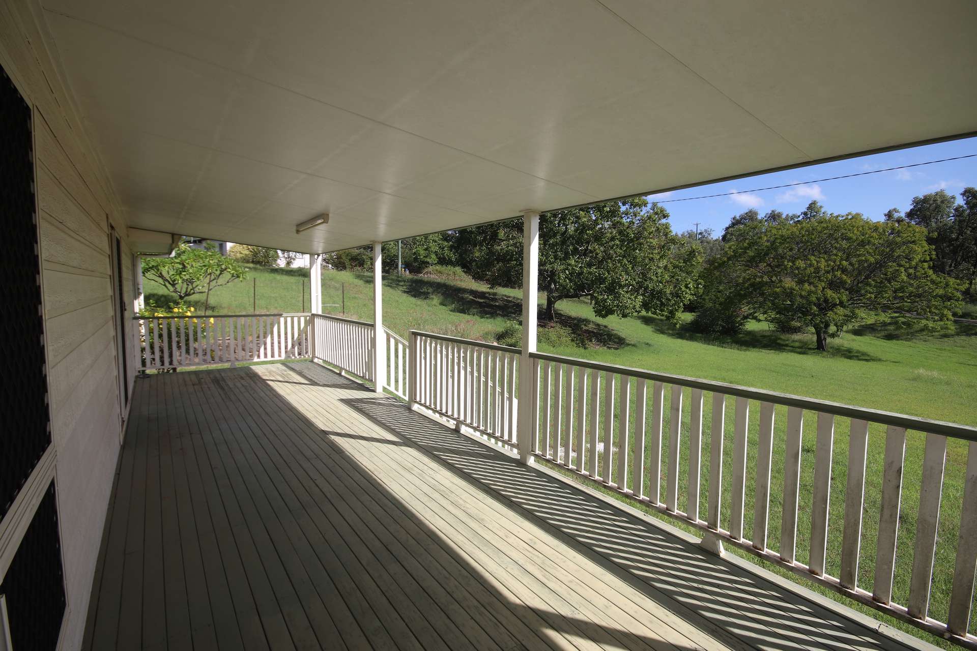 112 Lyons Street, Mundubbera For Sale by Farmbuy.com - image 10