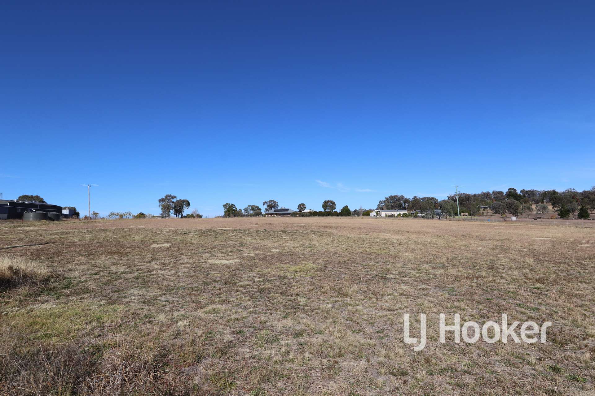 11 Daley Close, Inverell For Sale by Farmbuy.com - image 3