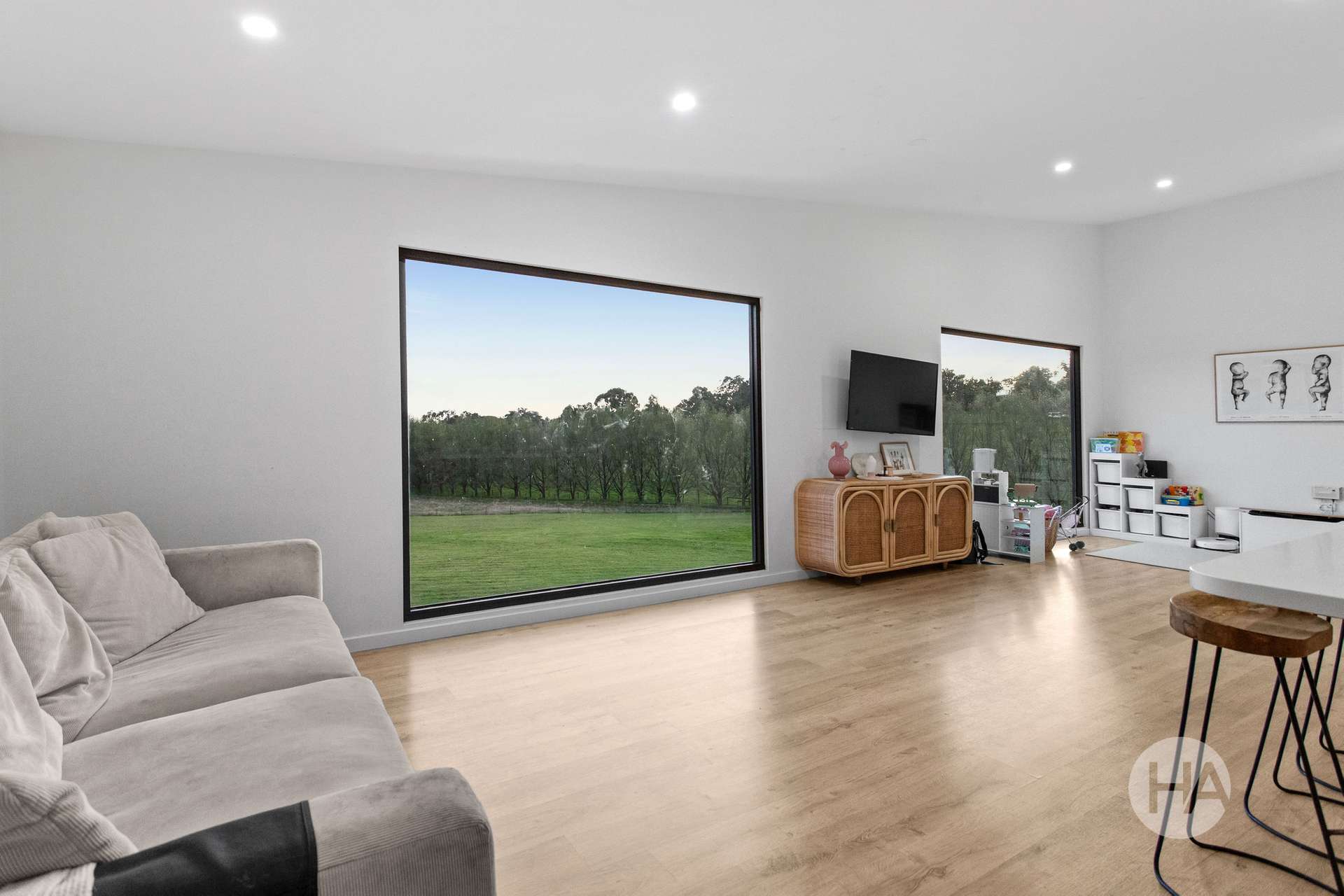 Address Available Upon Request, Nar Nar Goon North For Sale by Farmbuy.com - image 3