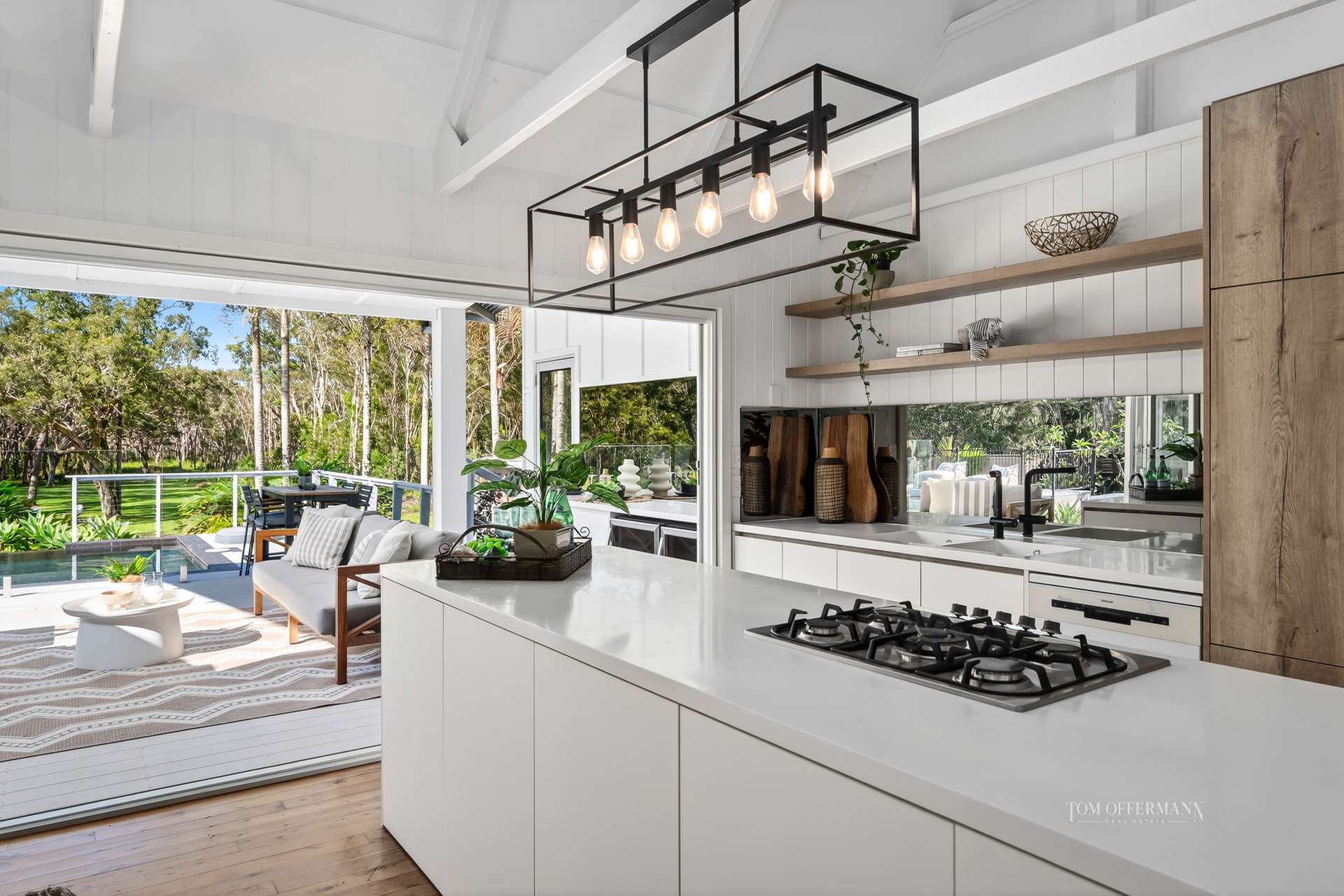 346 Lake Cooroibah Road, Cooroibah Auction by Farmbuy.com - image 4