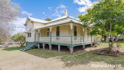 Farm For Sale - QLD - Freestone - 4370 - FREESTONE: Experience Country Living in an Expansive Period Home on Large Prime Farming Land 