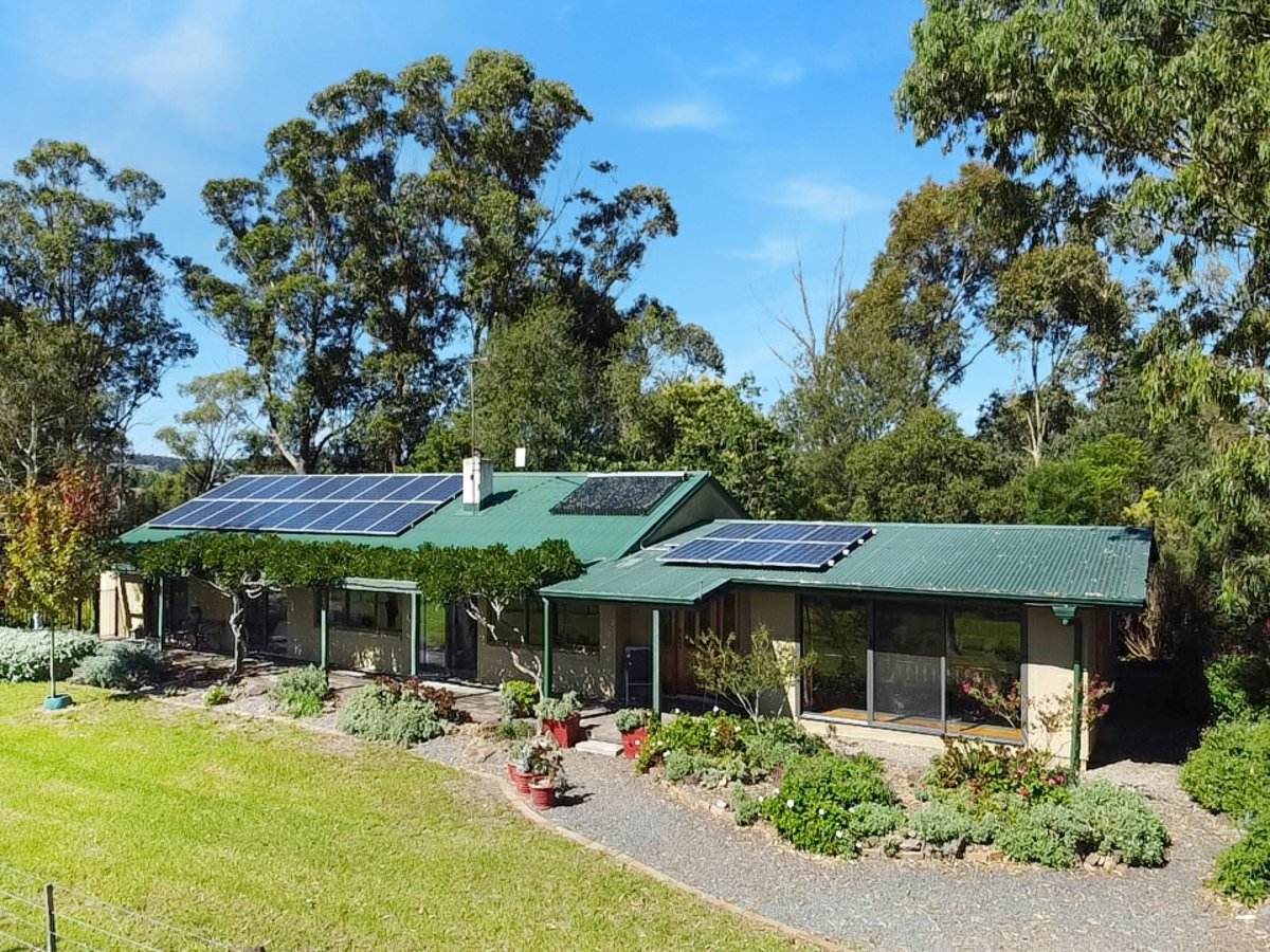 18 Rodwell Road, Bruthen For Sale by Farmbuy.com - image 1