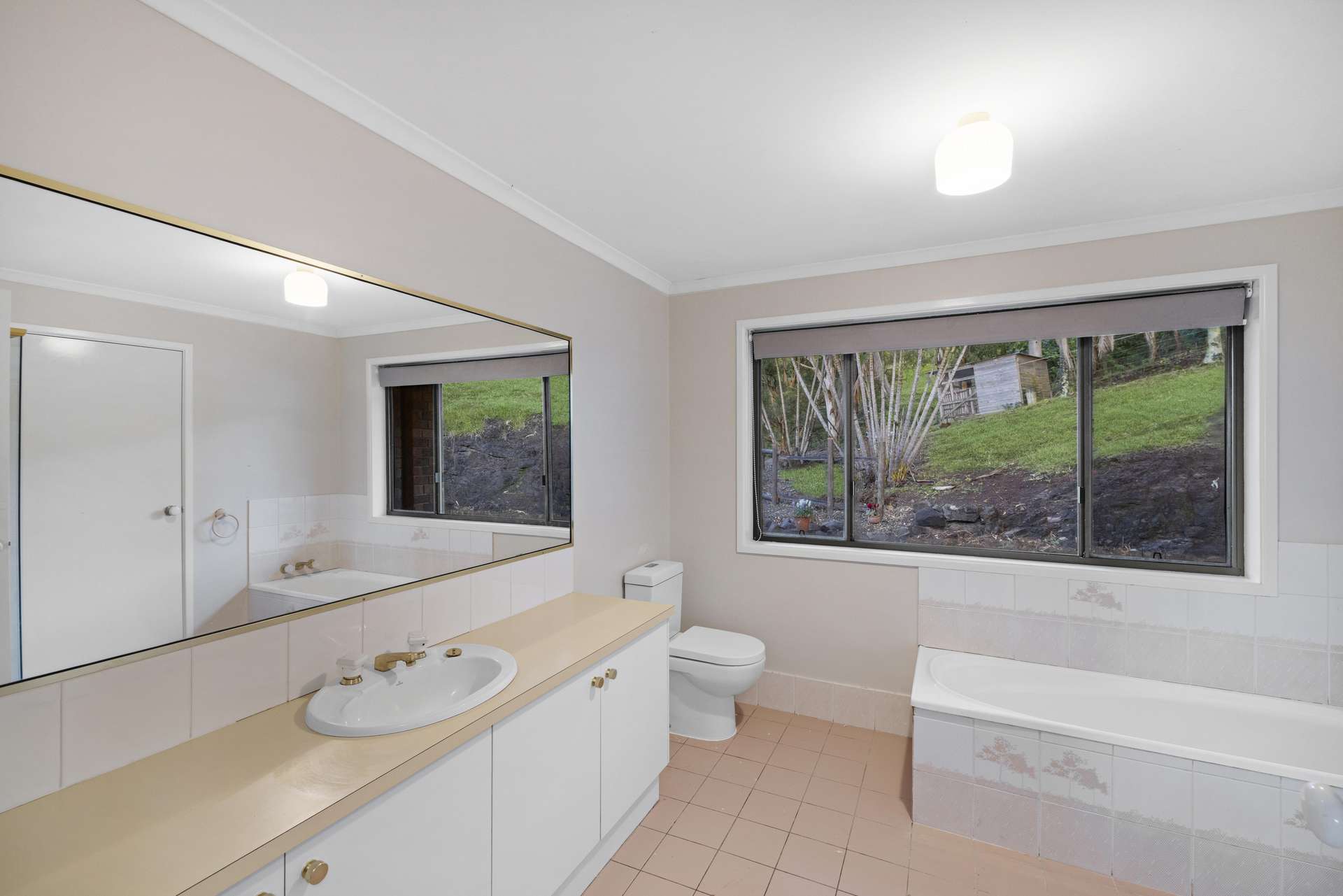 462 Hunchy Road, Hunchy For Sale by Farmbuy.com - image 20