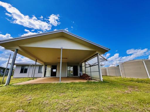 84 Gordon Earl Drive, Millstream QLD 4888