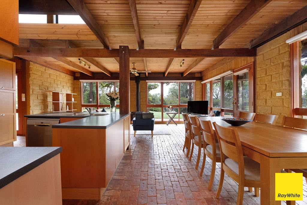 99 Harriott Road, Bywong For Sale by Farmbuy.com - image 2