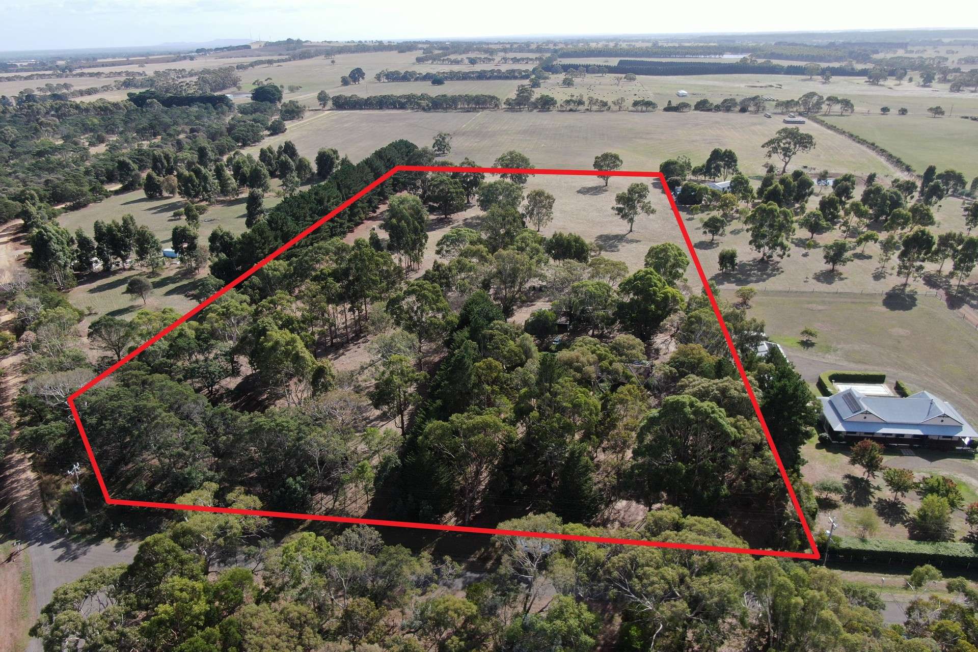 58 E Gibbons Road, Hamilton For Sale by Farmbuy.com - image 13