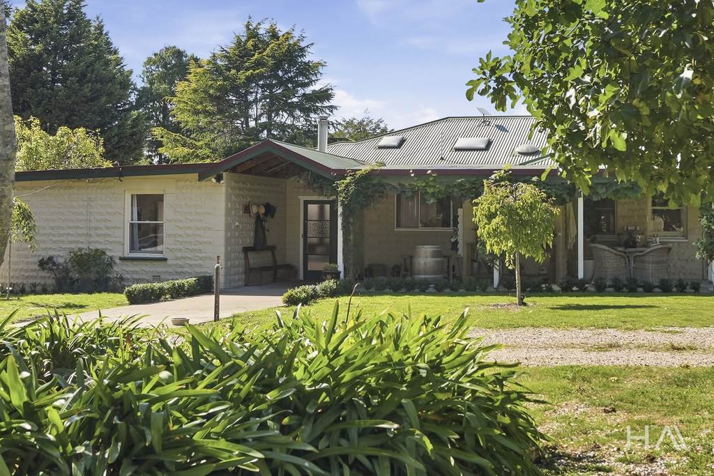 513 Greens Beach Road, York Town TAS 7270