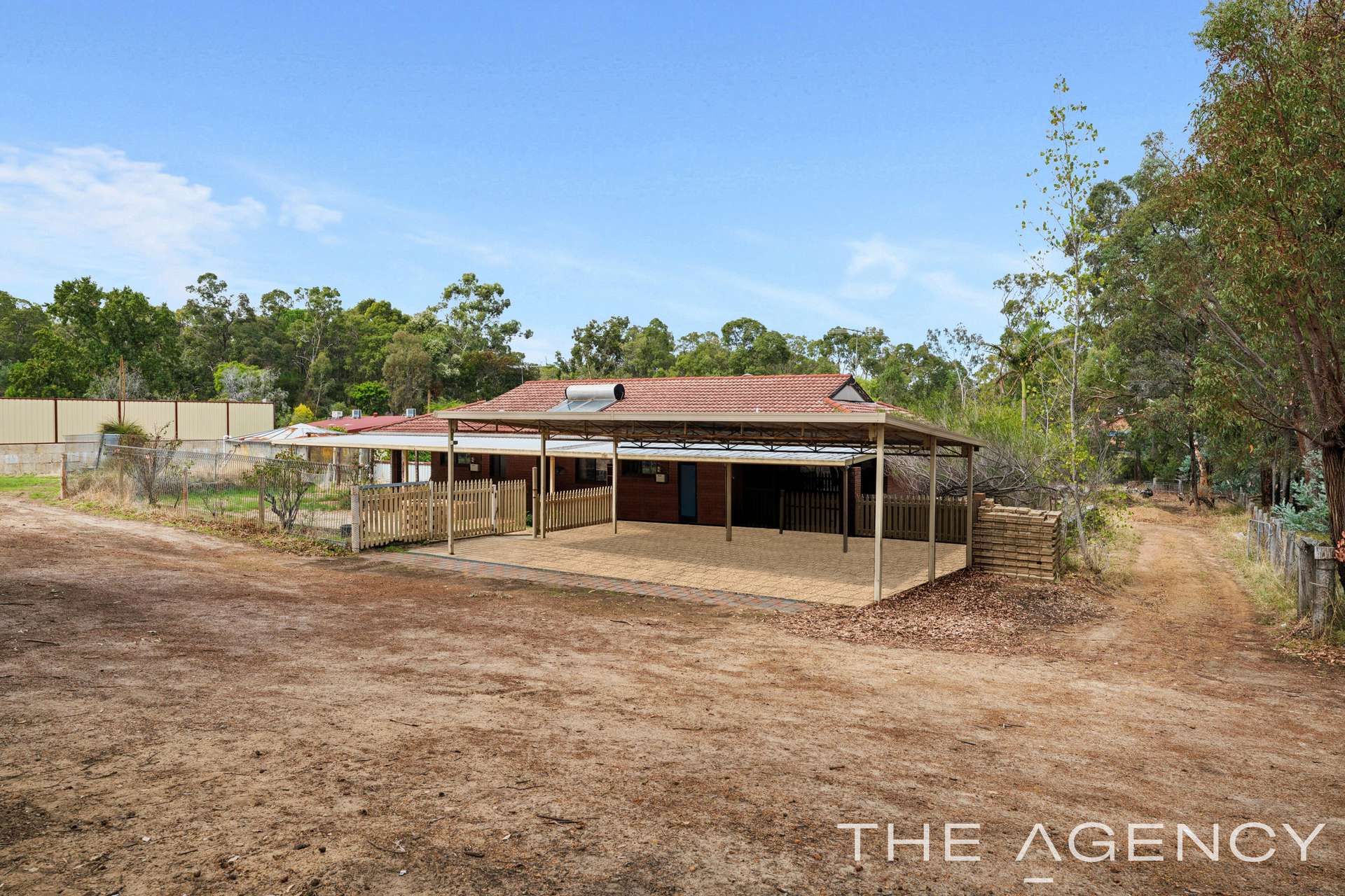 2105 Toodyay Road, Gidgegannup For Sale by Farmbuy.com - image 1