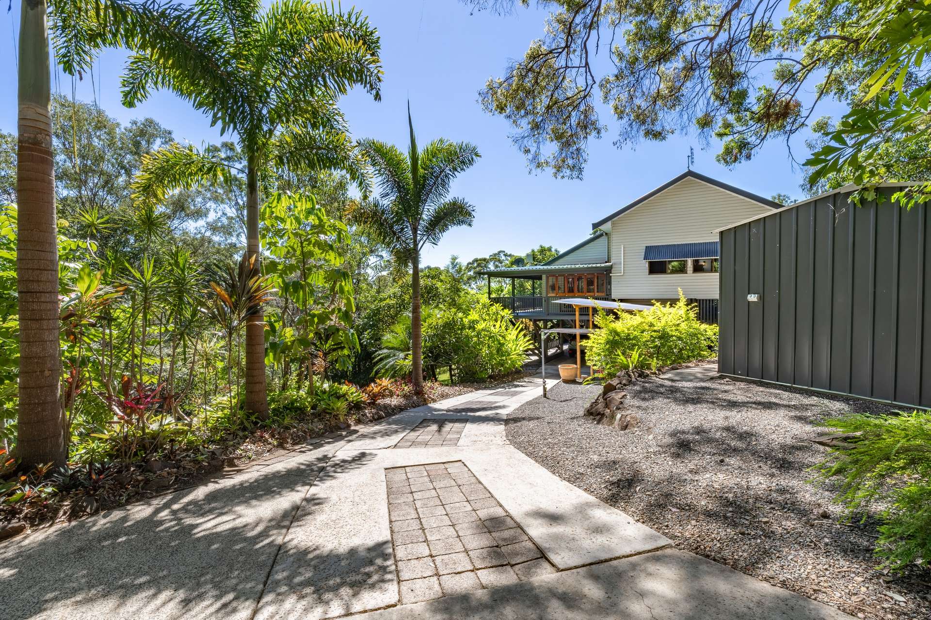 411 Hunchy Road, Hunchy For Sale by Farmbuy.com - image 2