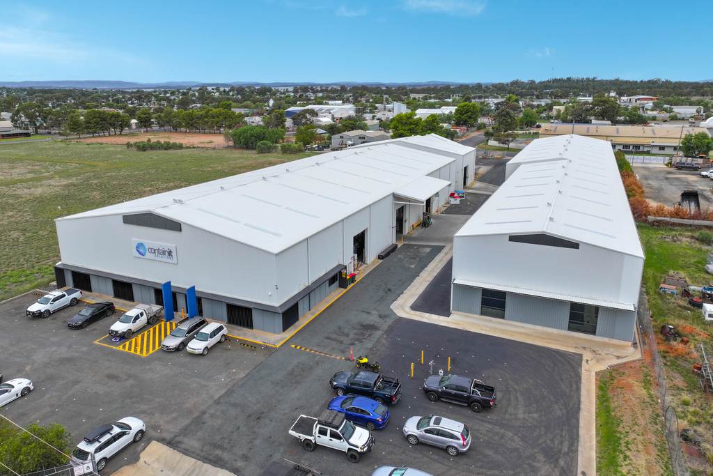 25 & 25A Matthews Street, Parkes NSW 2870