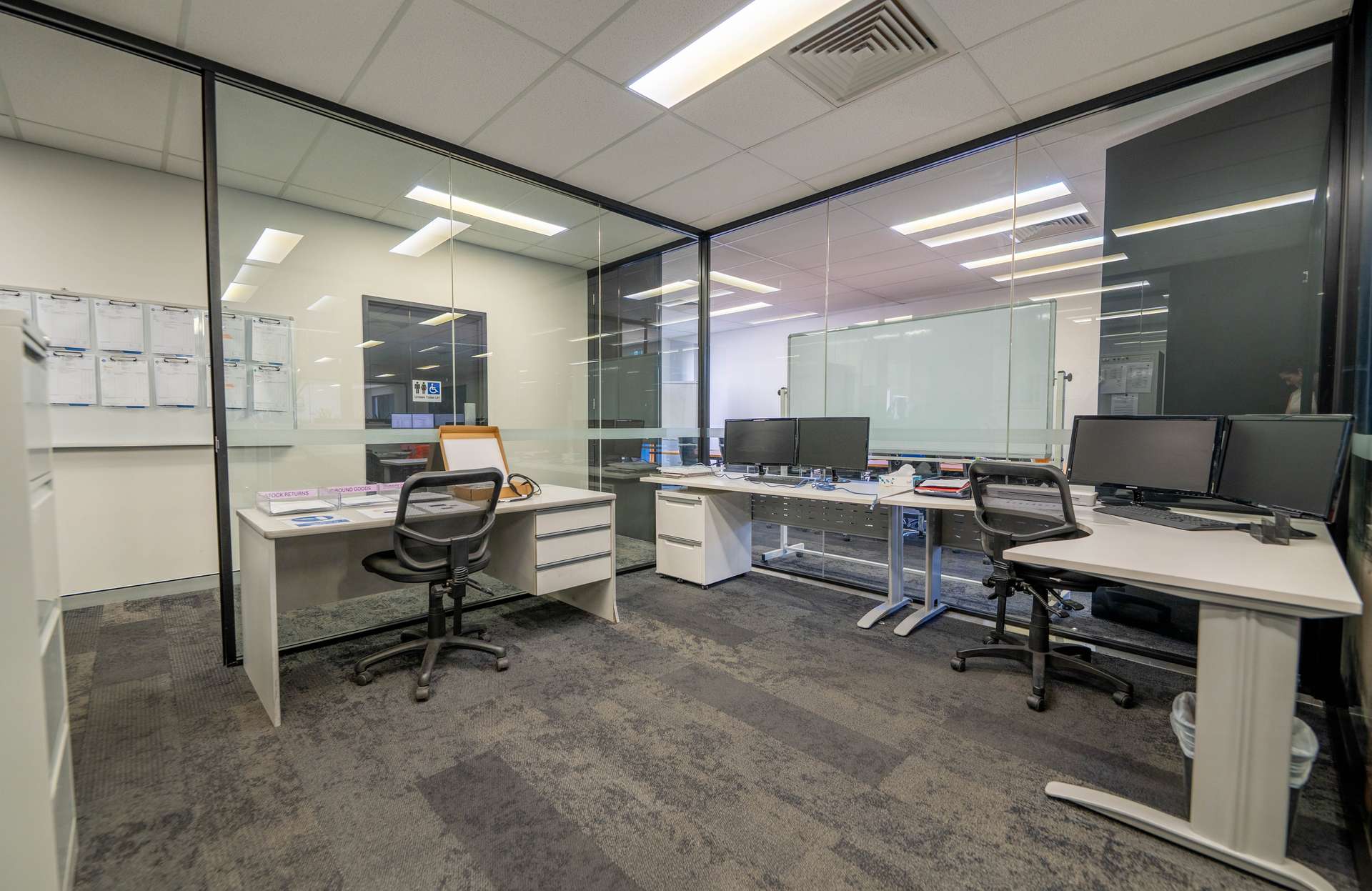 25 & 25A Matthews Street, Parkes Auction by Farmbuy.com - image 19