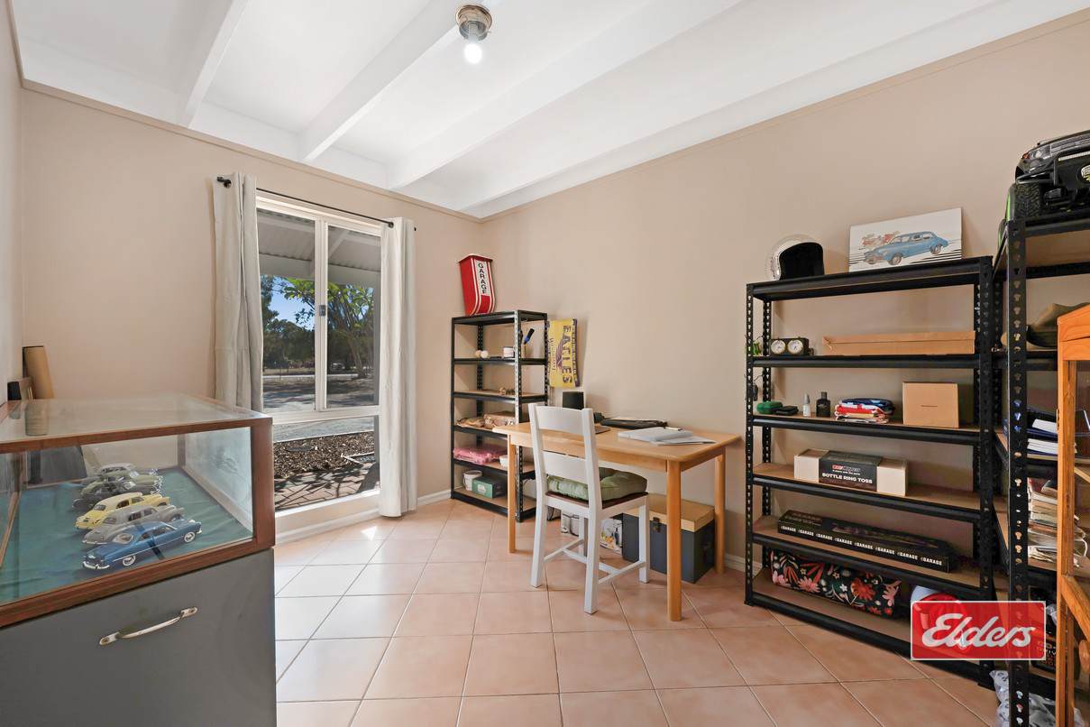 2 Leicester Close, Deepdale For Sale by Farmbuy.com - image 11