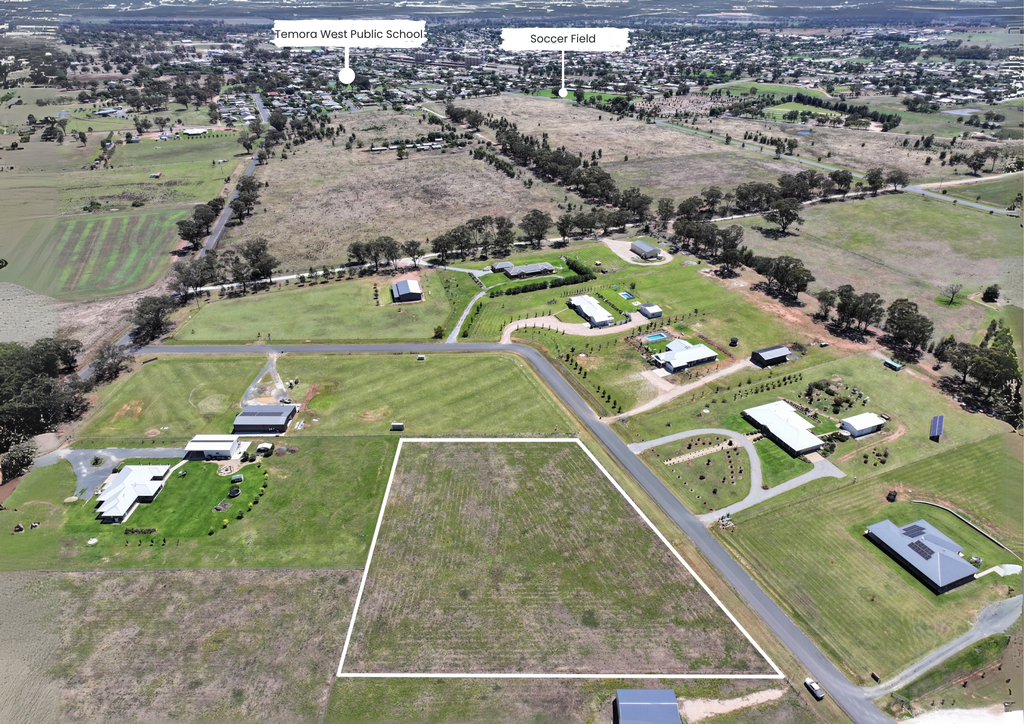 4 Leary Place, Temora NSW 2666