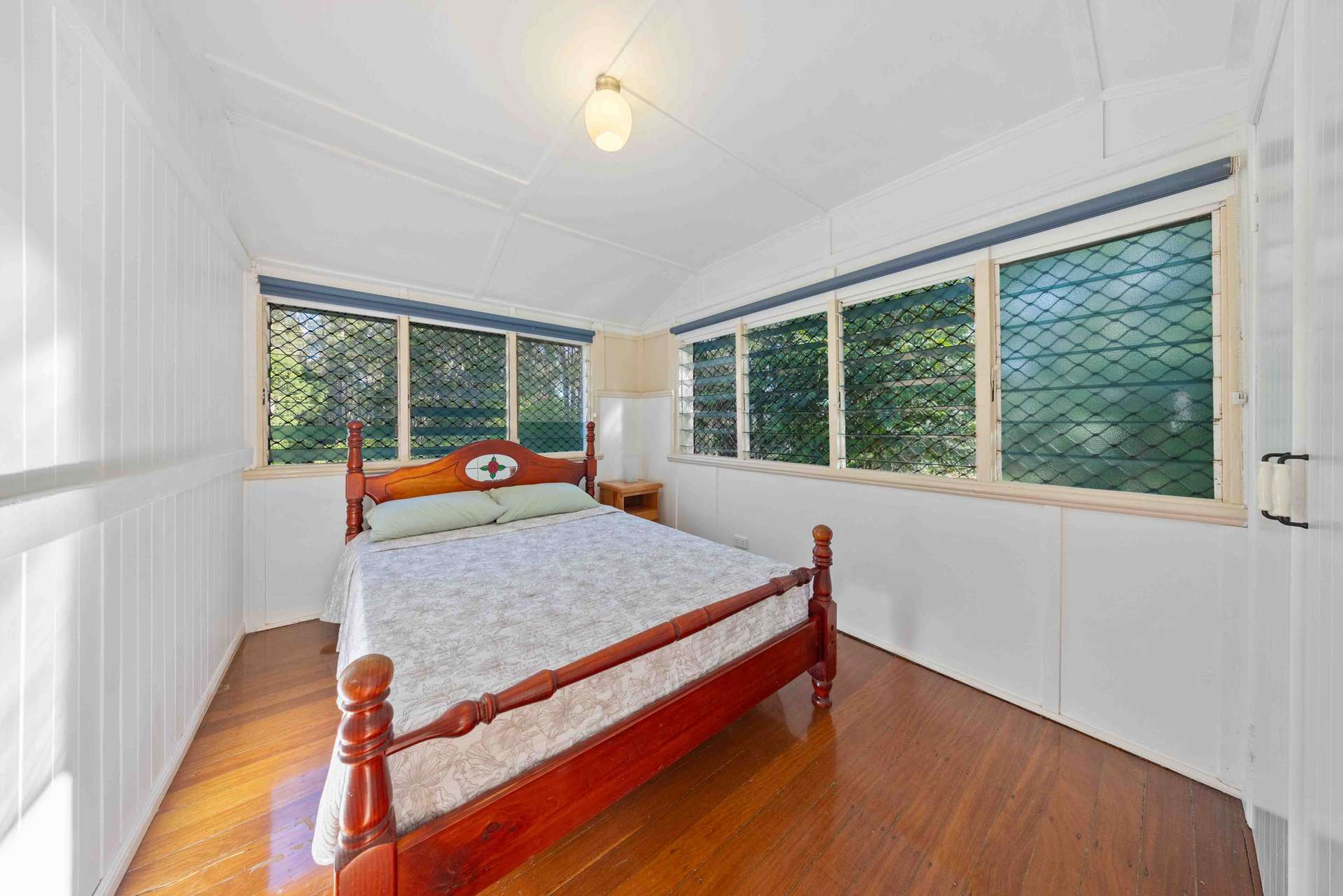 15 Phillips Road, Ross Creek For Sale by Farmbuy.com - image 7