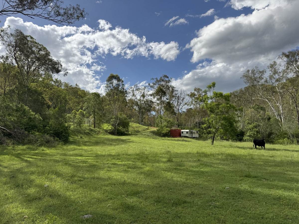 2 Seal Road, Boyne Valley For Sale by Farmbuy.com - image 9