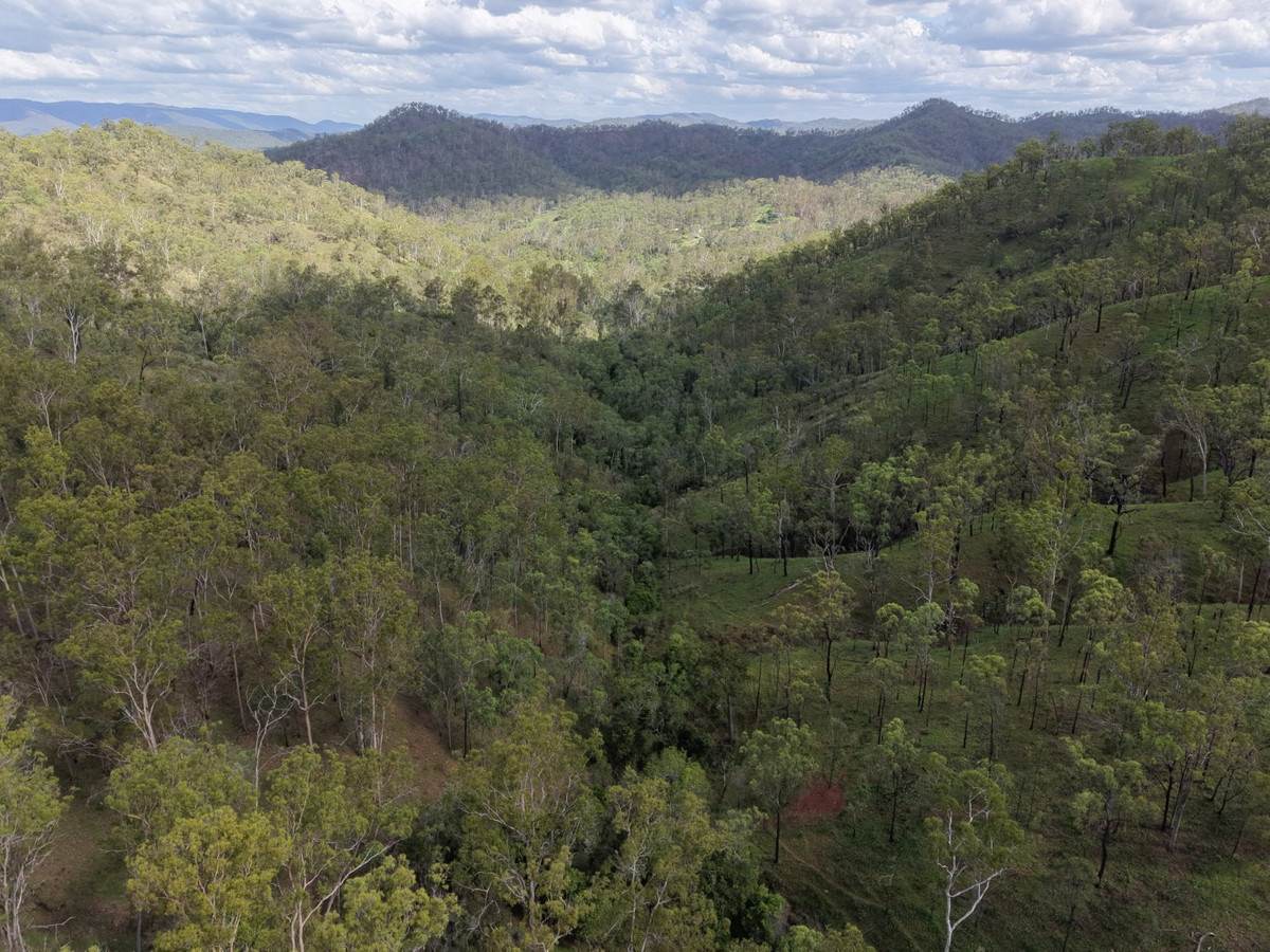 2 Seal Road, Boyne Valley For Sale by Farmbuy.com - image 13