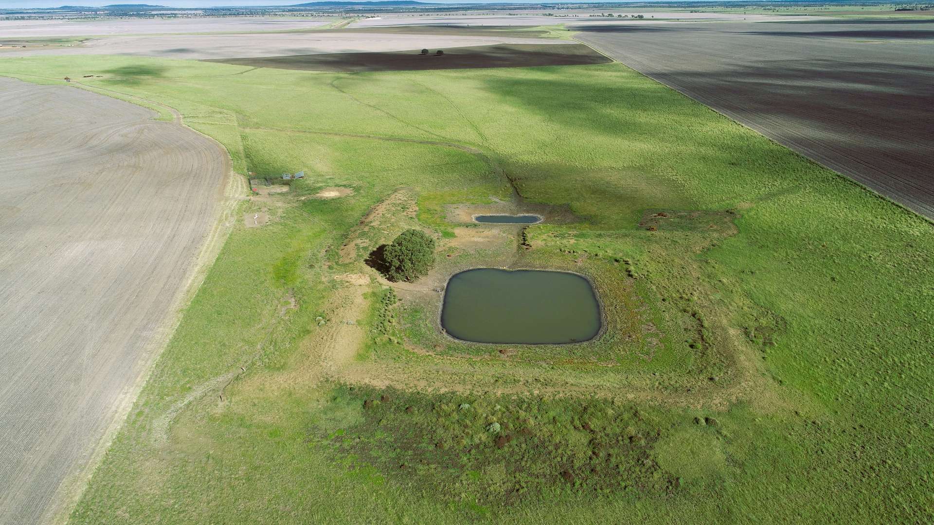 'Picton' 299 Massey Lane, Muckadilla For Sale by Farmbuy.com - image 12