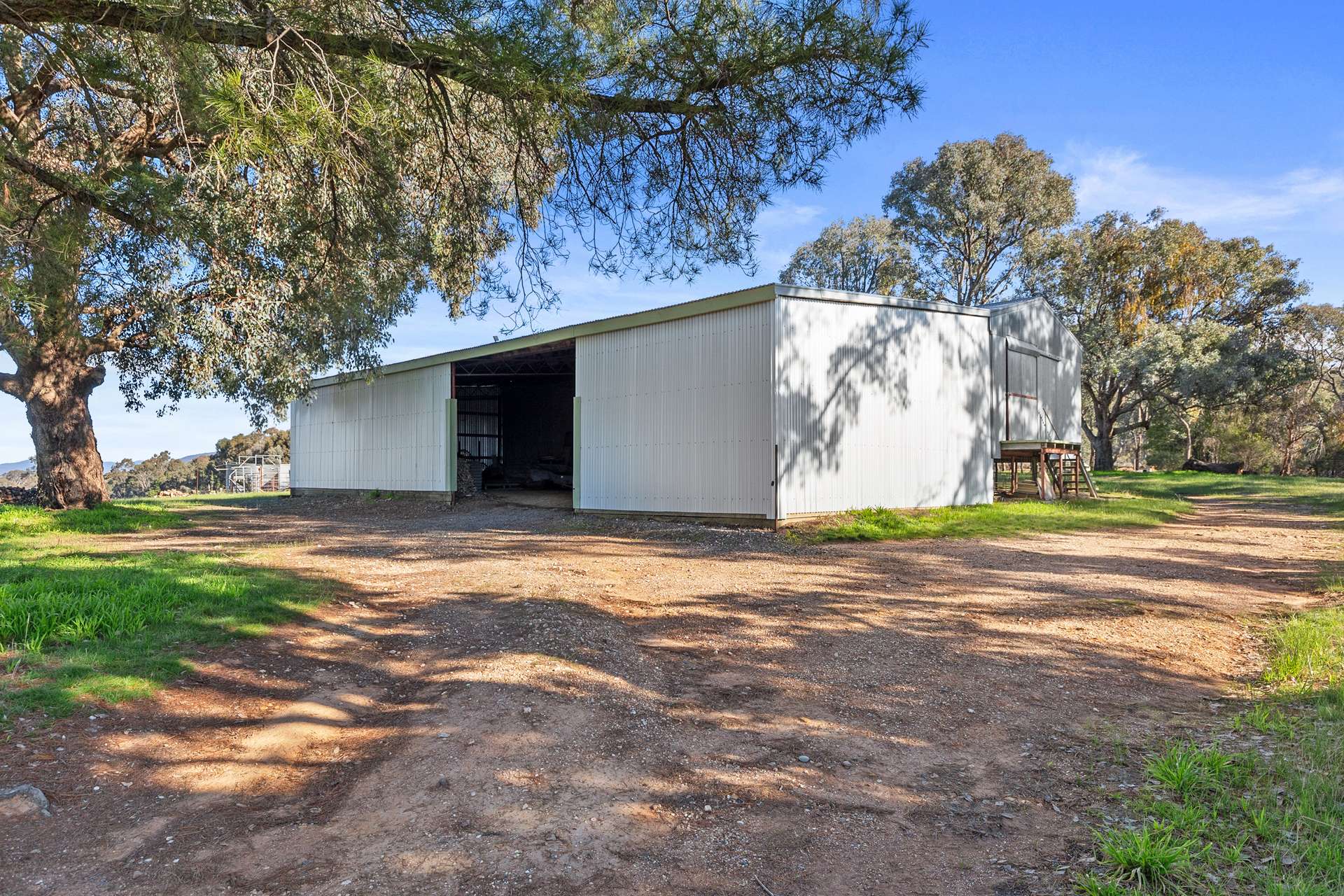 777 Mansfield Road, Benalla For Sale by Farmbuy.com - image 21