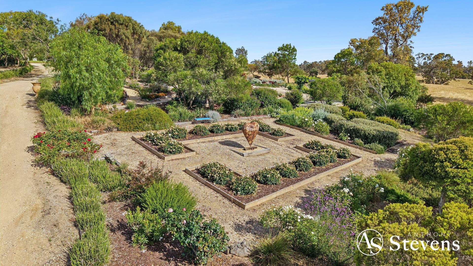 866 Coliban Park Road, Redesdale For Sale by Farmbuy.com - image 31