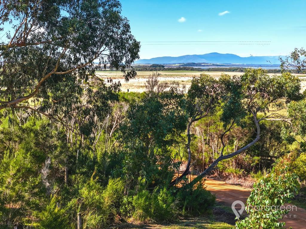 14 Mathers Road East, Fish Creek VIC 3959