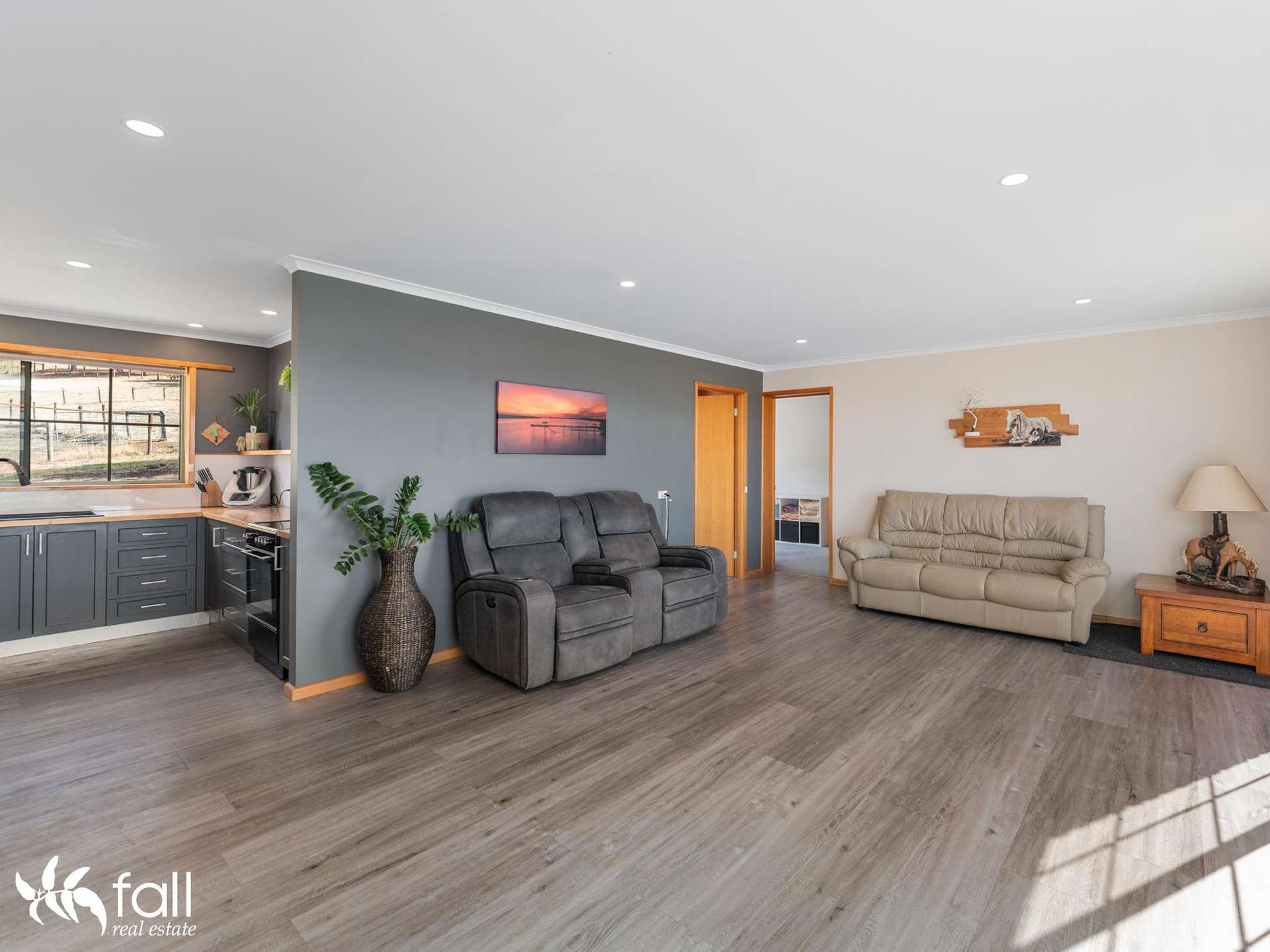 2 Kadina Road, Cambridge For Sale by Farmbuy.com - image 10