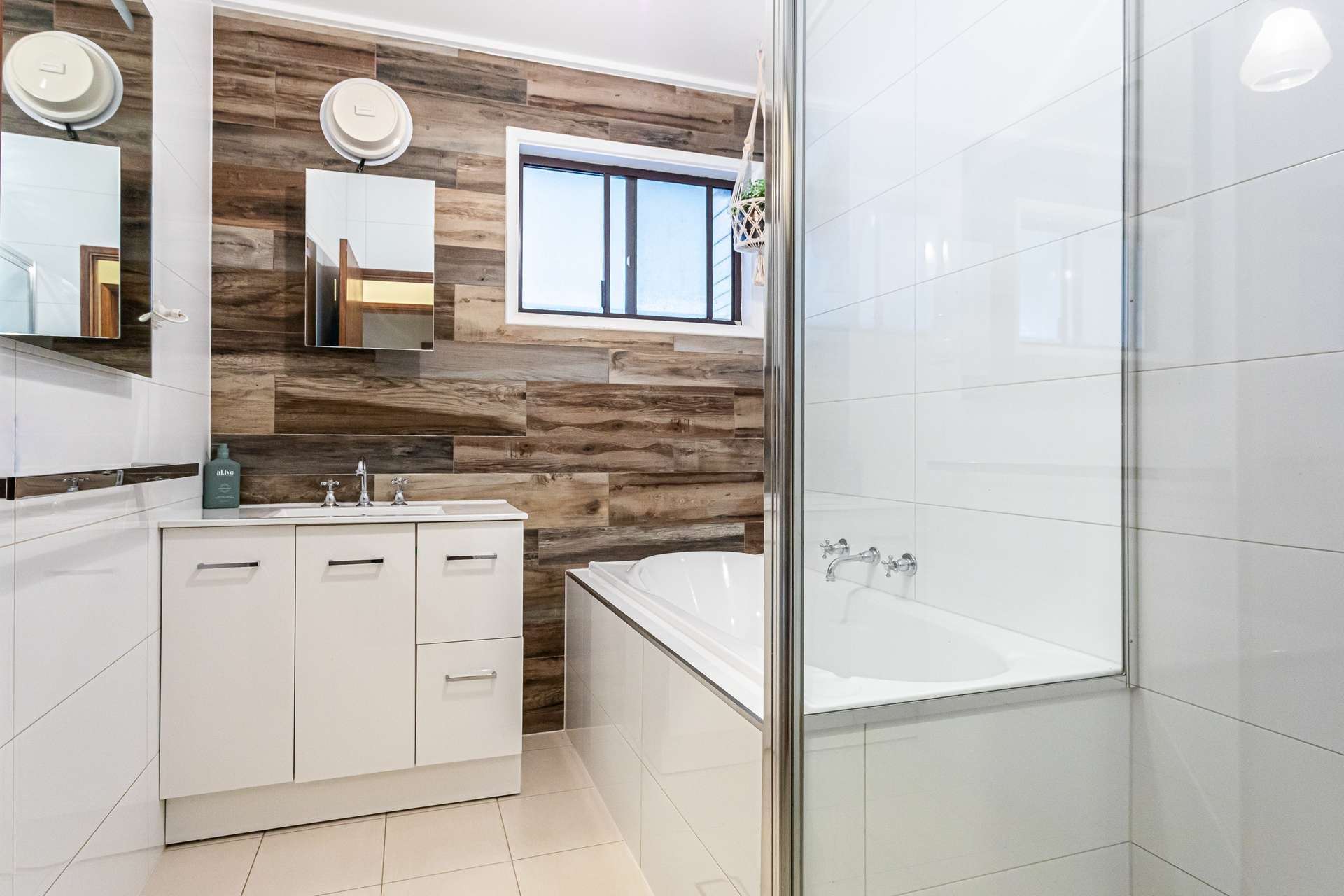 1668 Kangaroo Flat Road, Glencoe For Sale by Farmbuy.com - image 12