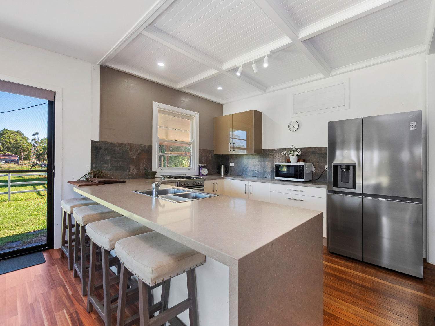 30 Lees Lane, Tatham For Sale by Farmbuy.com - image 10