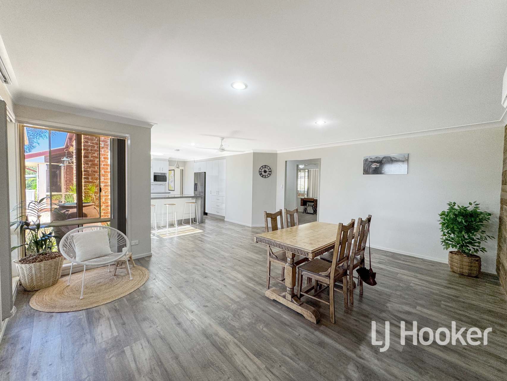 16 Osterley Terrace, Inverell For Sale by Farmbuy.com - image 4