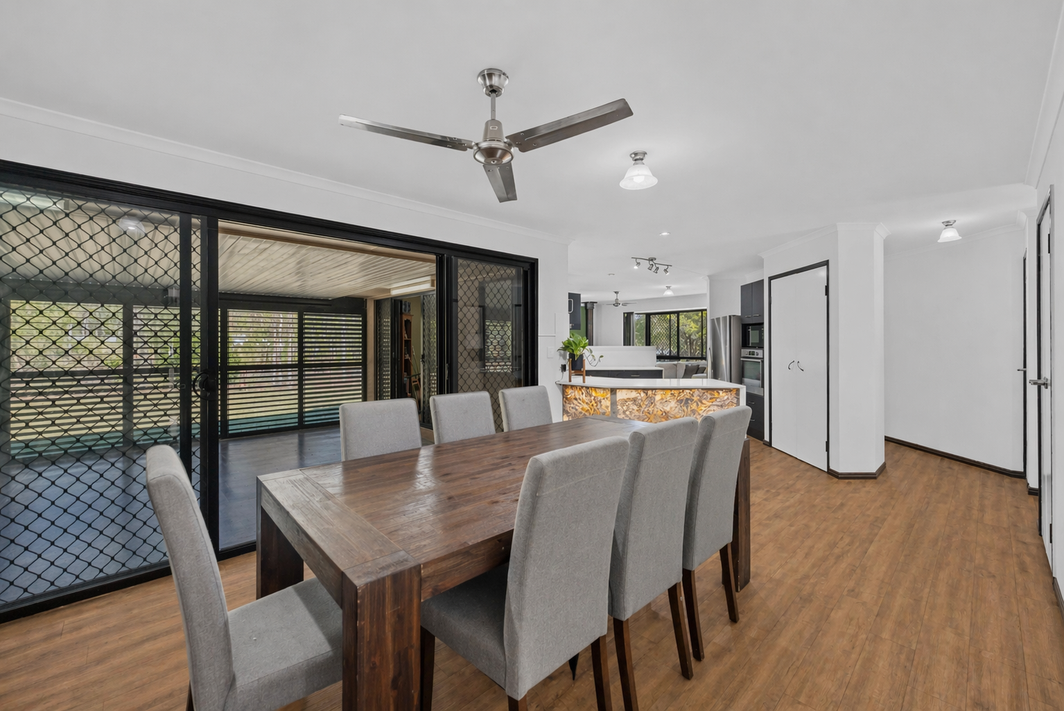 301 Power Road, Widgee For Sale by Farmbuy.com - image 10