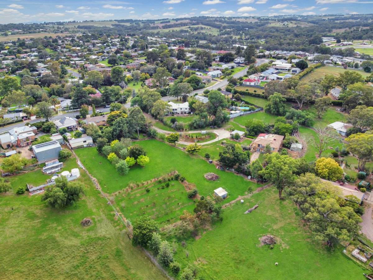 28 Nasmyth Street, Young For Sale by Farmbuy.com - image 3