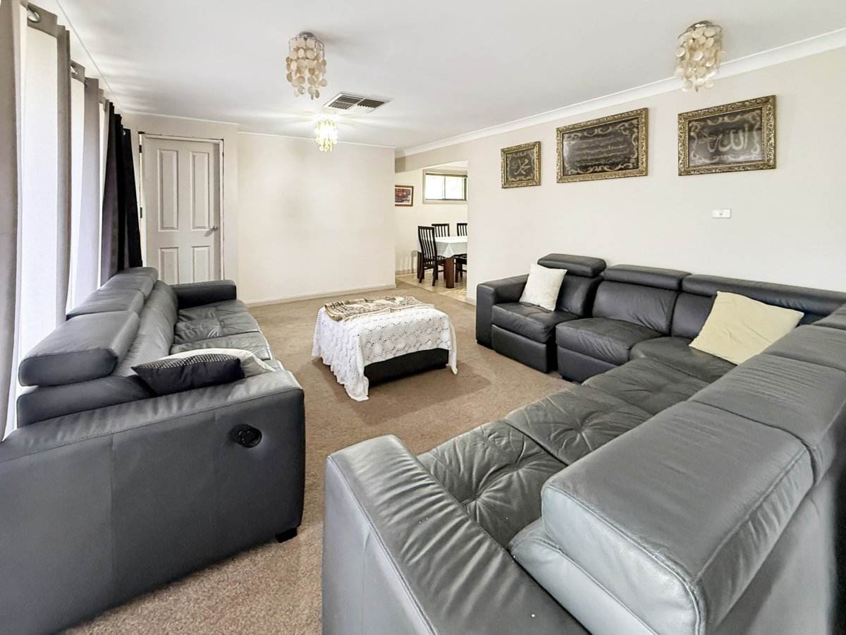 28 Nasmyth Street, Young For Sale by Farmbuy.com - image 9