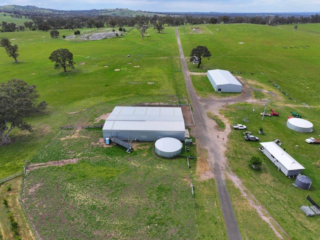 230 Metcalfe-Elphinstone Road, Elphinstone VIC 3448