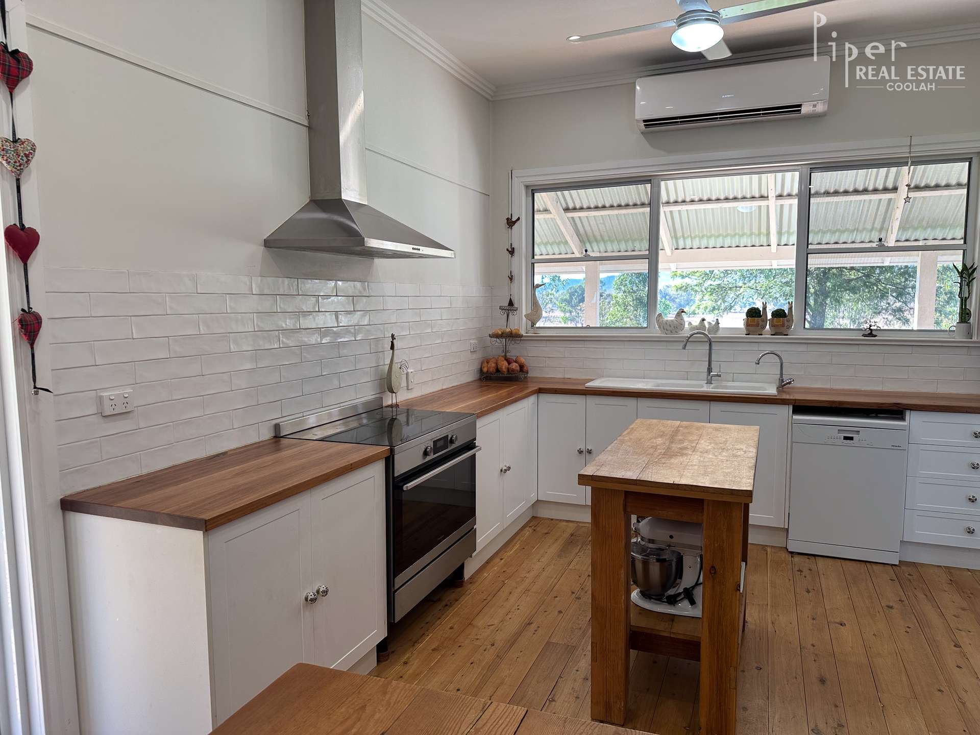 The Old School House/75 Denham Street, Leadville Via, Dunedoo For Sale by Farmbuy.com - image 3