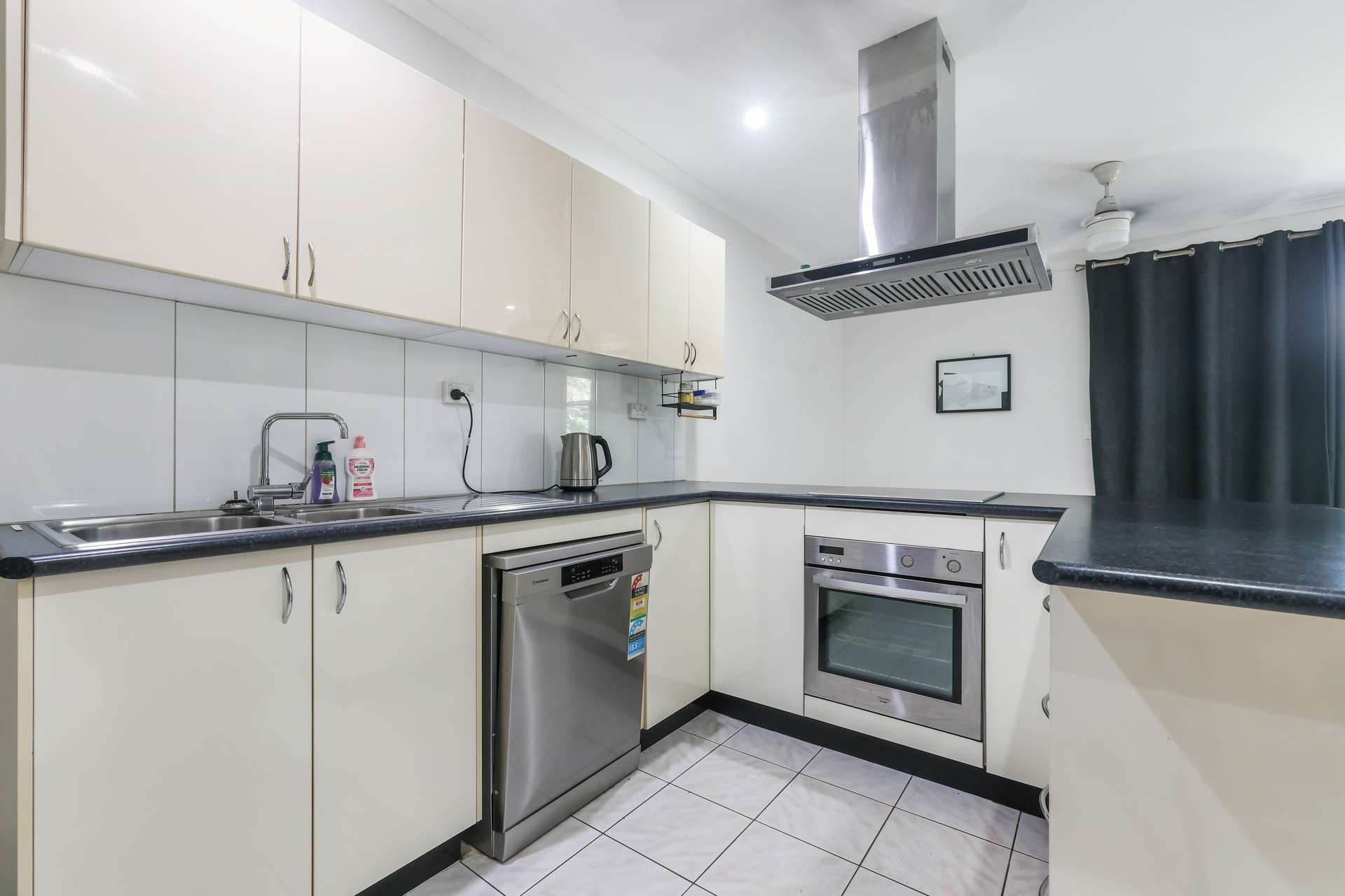 18 Brumby Court, Marlow Lagoon For Sale by Farmbuy.com - image 4